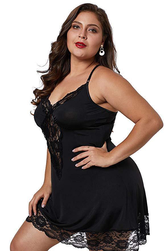 DIANA – Plus Size sexy noční šaty s krajkou a V-výstřihem